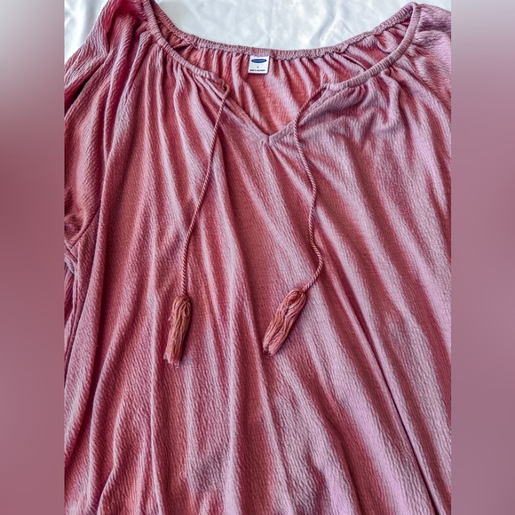 Old Navy Detailed Tie Blouse - Picture 2 of 5